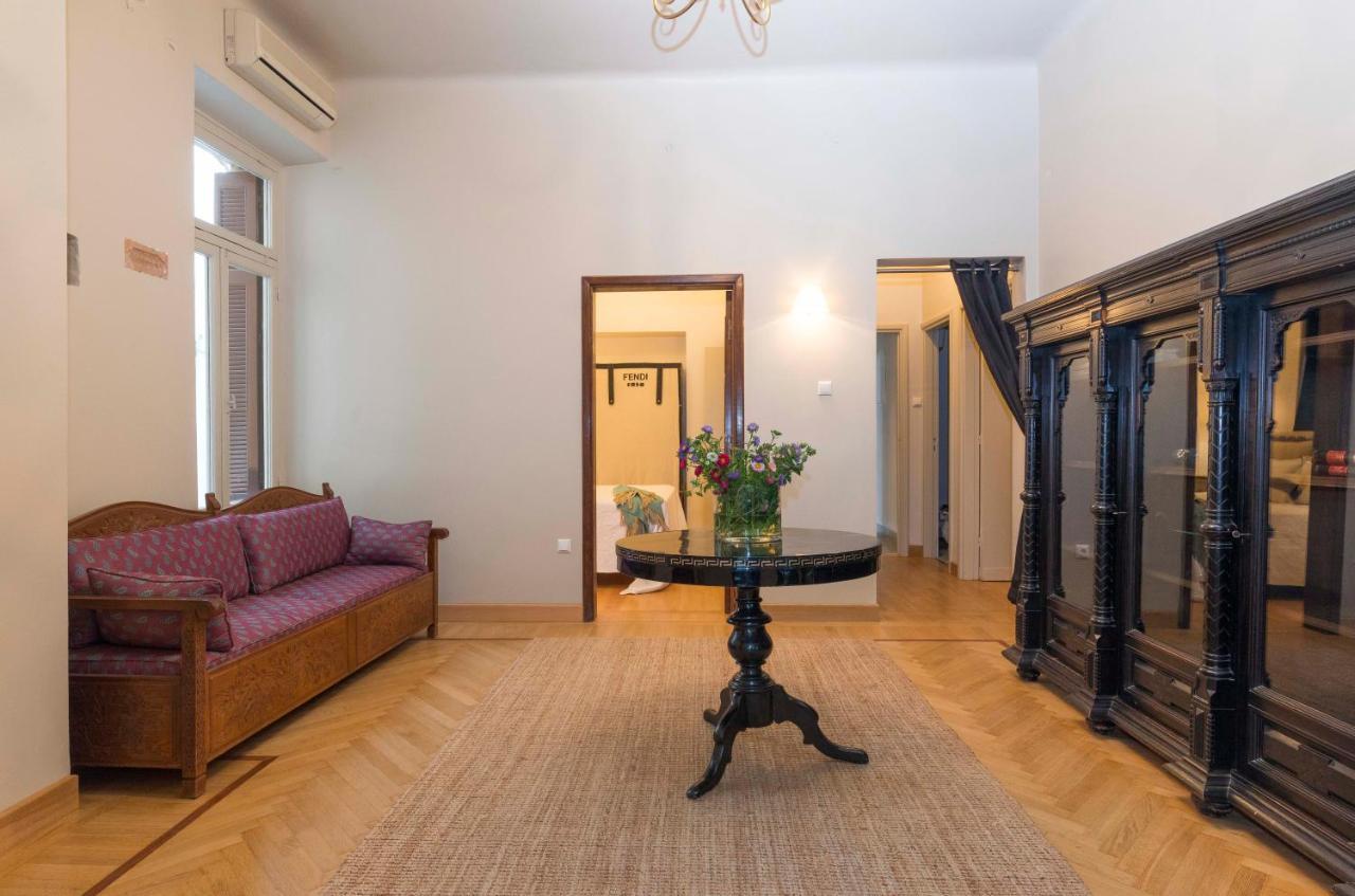 Kolonaki "Centrale" Luxury Apartment Ateny Zewnętrze zdjęcie
